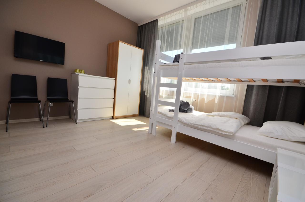 G'Hostel Deszczno Eksteriør bilde