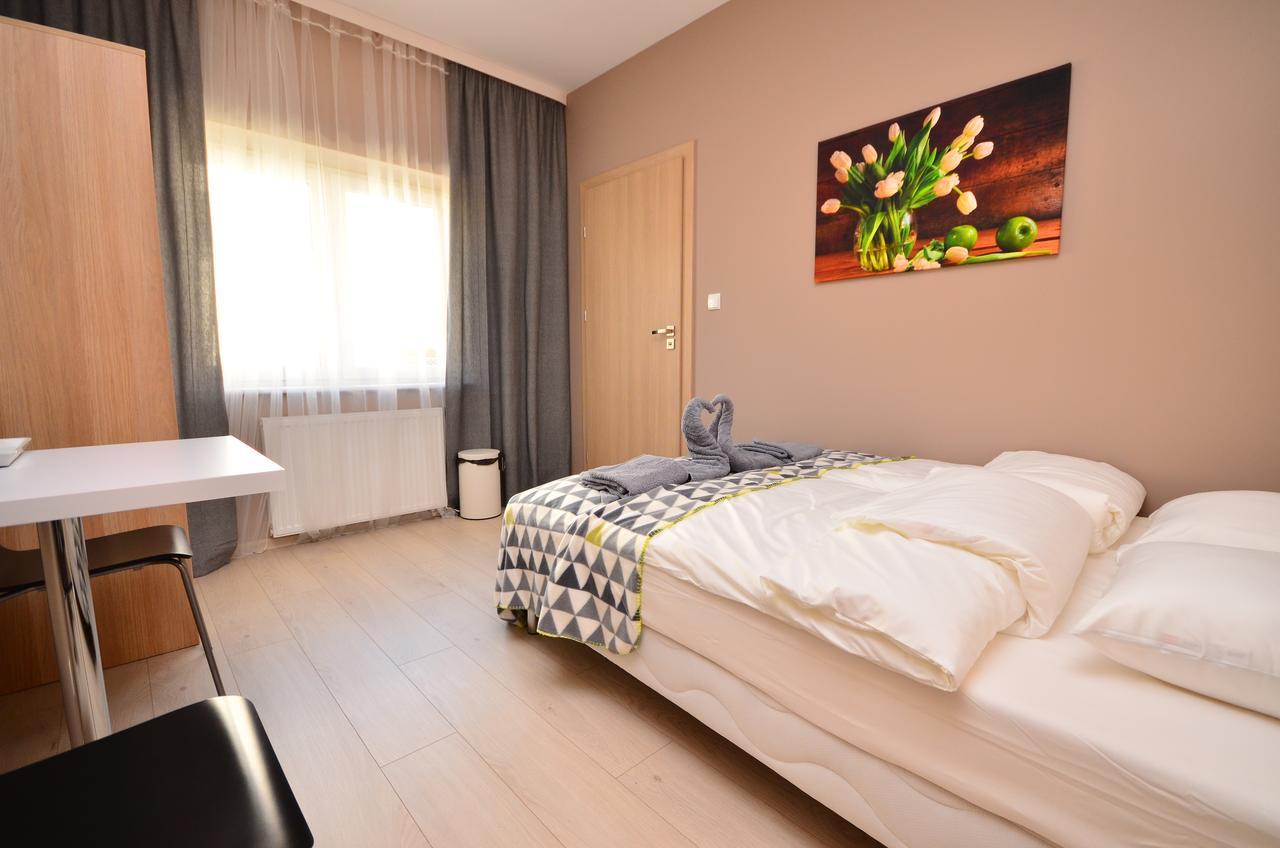 G'Hostel Deszczno Eksteriør bilde